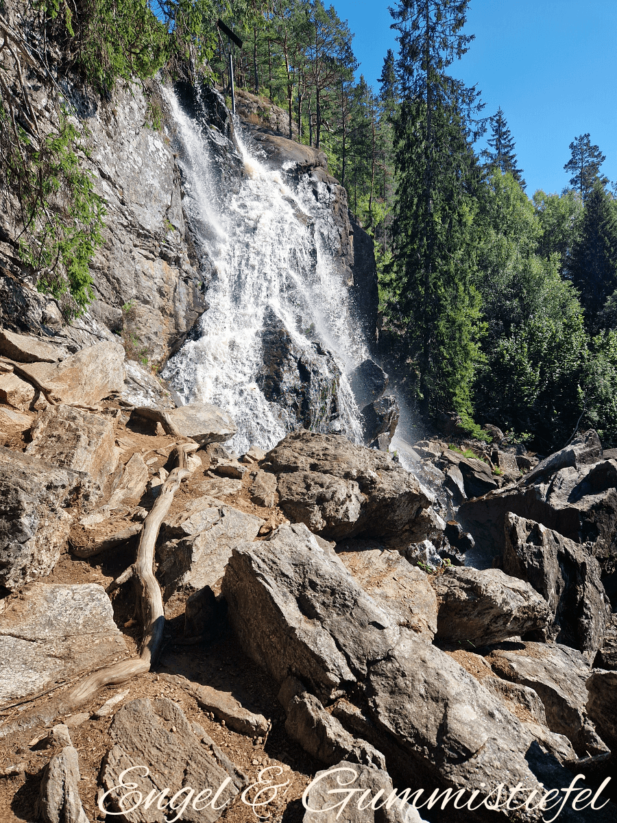 Älgafossen großer Wasserfall